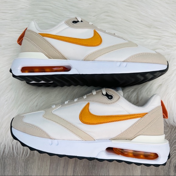 NWT Nike Air Max Pre-Day Women’s Shoes - Picture 8 of 10